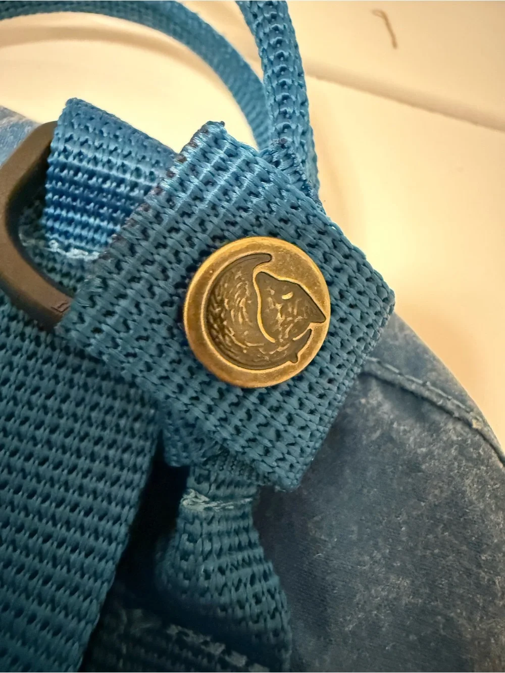 Fjallraven Kånken Mini Backpack - Denim Blue with Red Logo